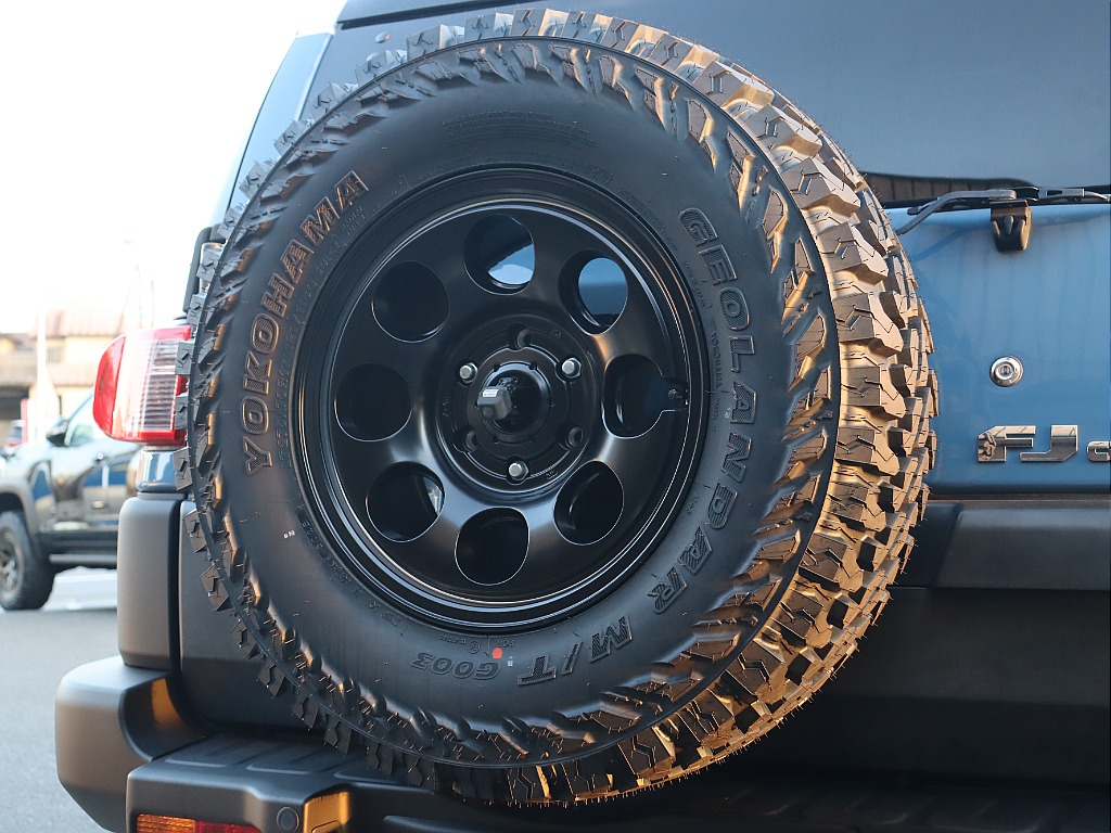 背面タイヤまで揃えております！