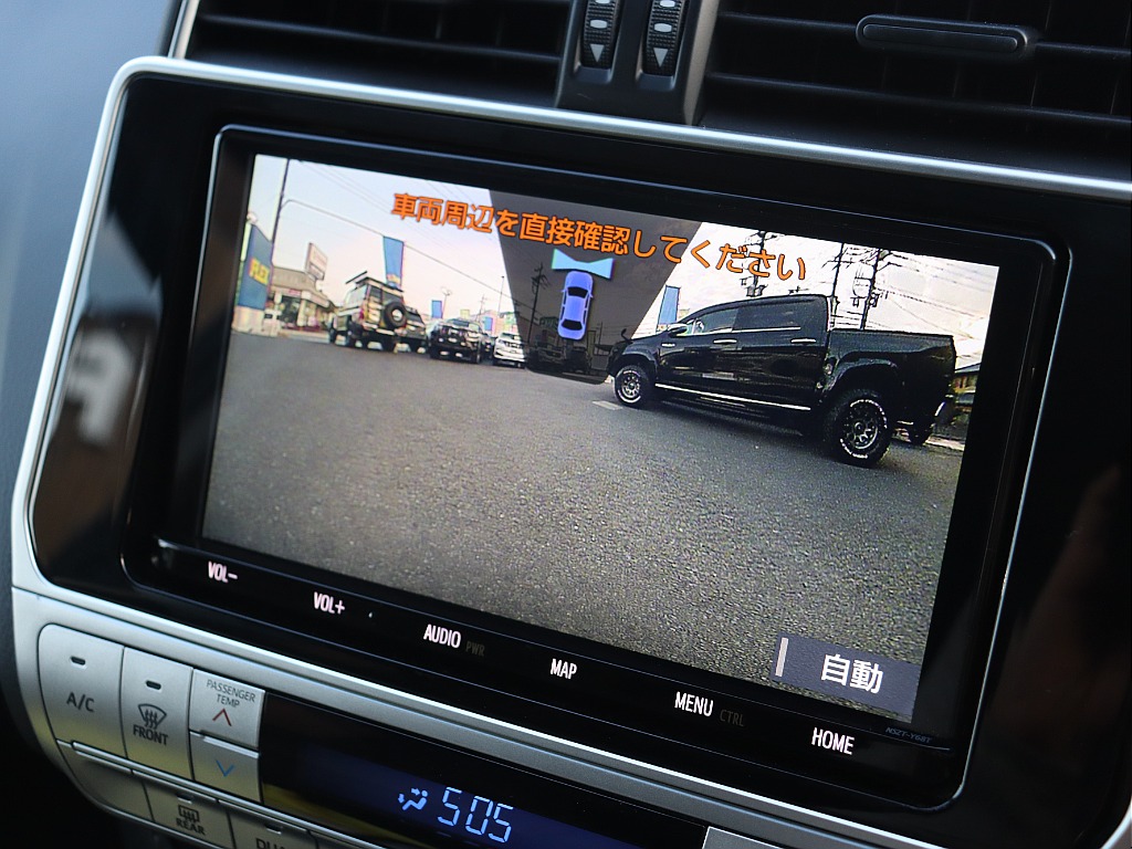 フロントカメラは広角なので見やすいです☆