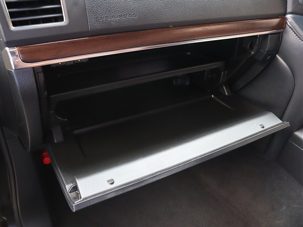 グローブボックス！