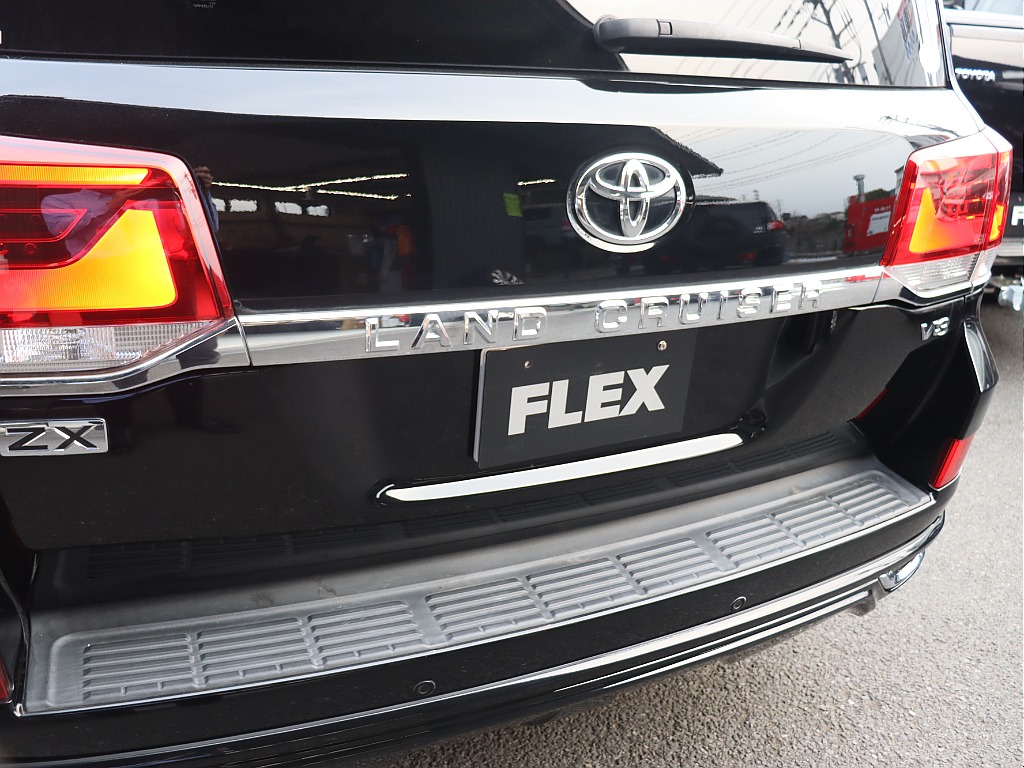 リアガーニッシュパネル！