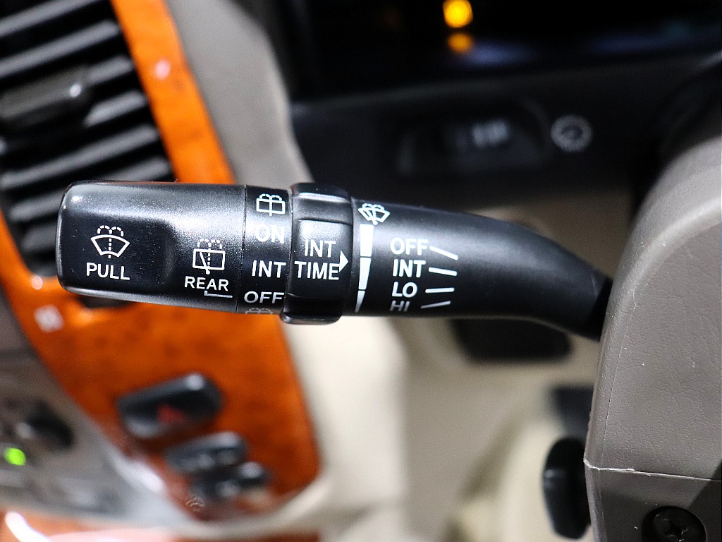 【Renoca 106/買取直販 LC100中期 大画面13インチモニター搭載】低走行10万キロ♪