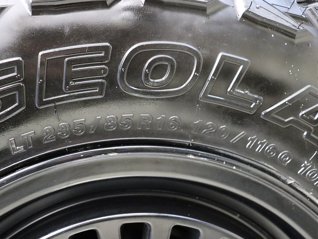 【Renoca 106/買取直販 LC100中期 大画面13インチモニター搭載】低走行10万キロ♪