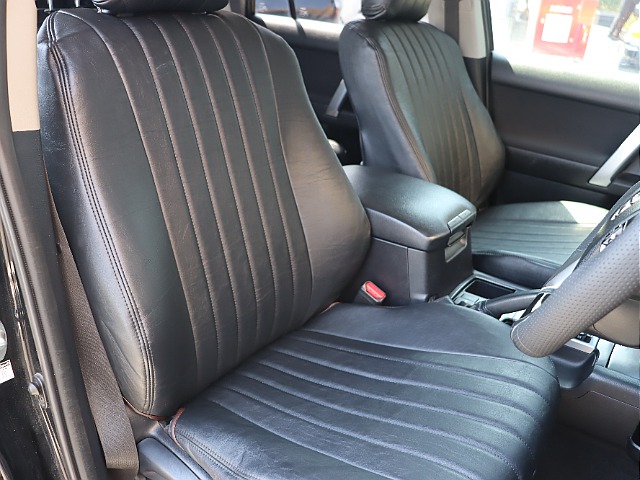 新品クラシックブラックカバー装着！