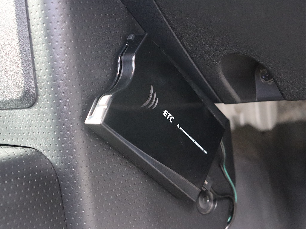 もちろんETC車載器！