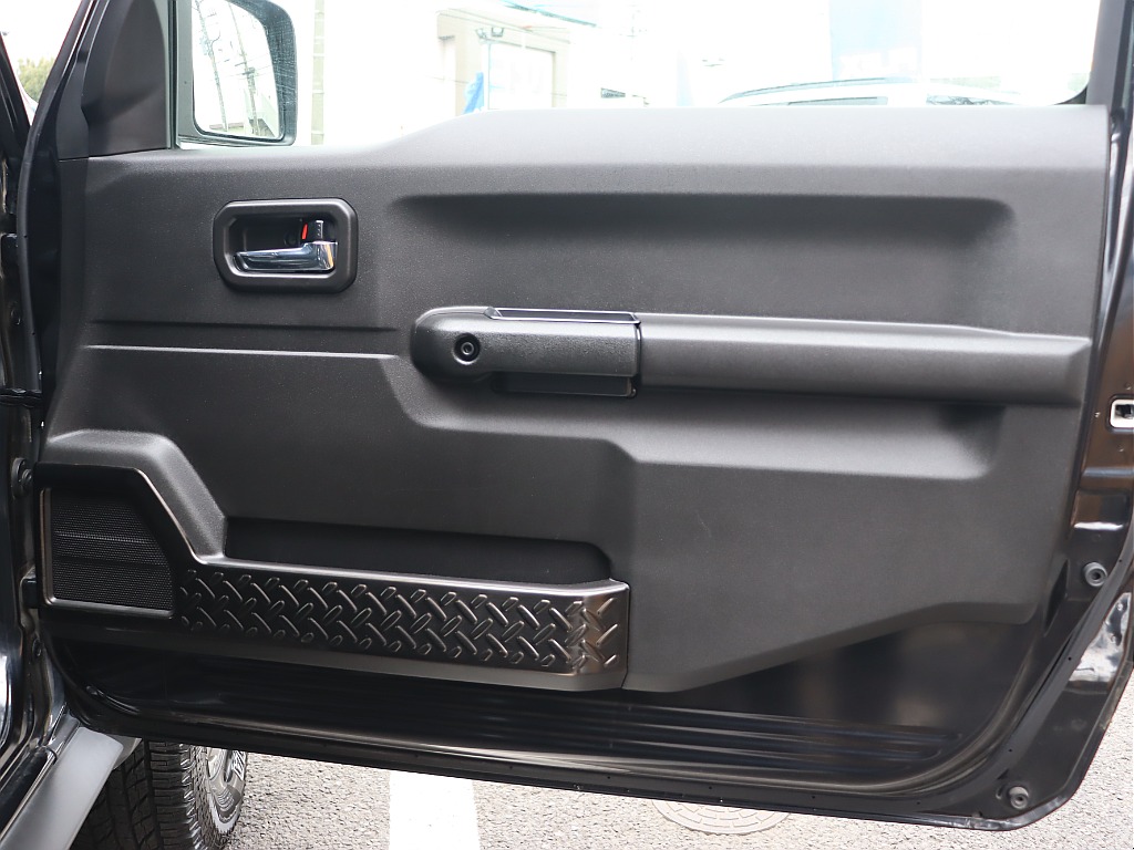 ドア内張の状態も良好です！