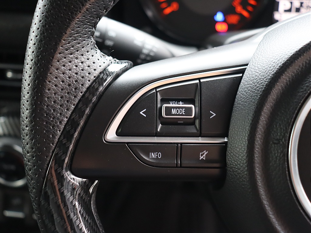 ステアリングスイッチ！