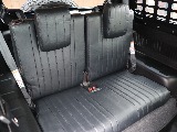 2列目の座席もシートカバー装備！