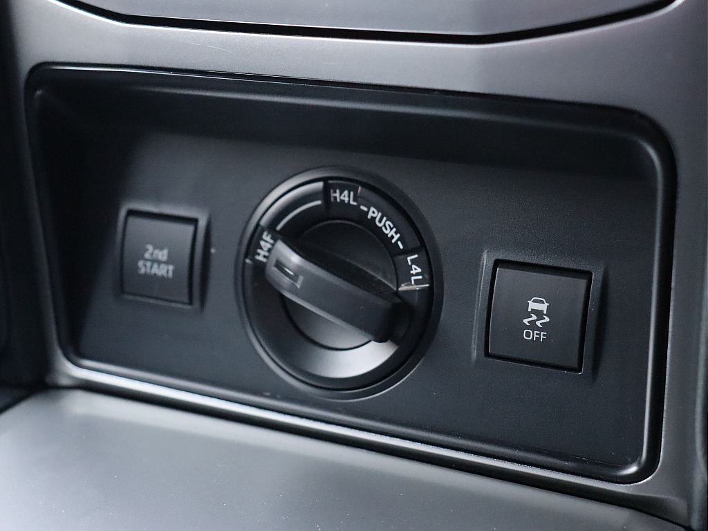 ダイヤル式トランスファー切り替えスイッチ！