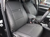 新品ブラックレザー調シートカバー装着！