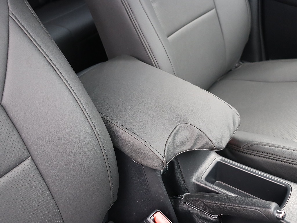 センターコンソールも新品カバー！