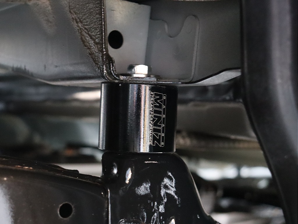 ガレージミニッツ製のボディリフトキット施工済み！他のハイラックスとは一味違います！☆