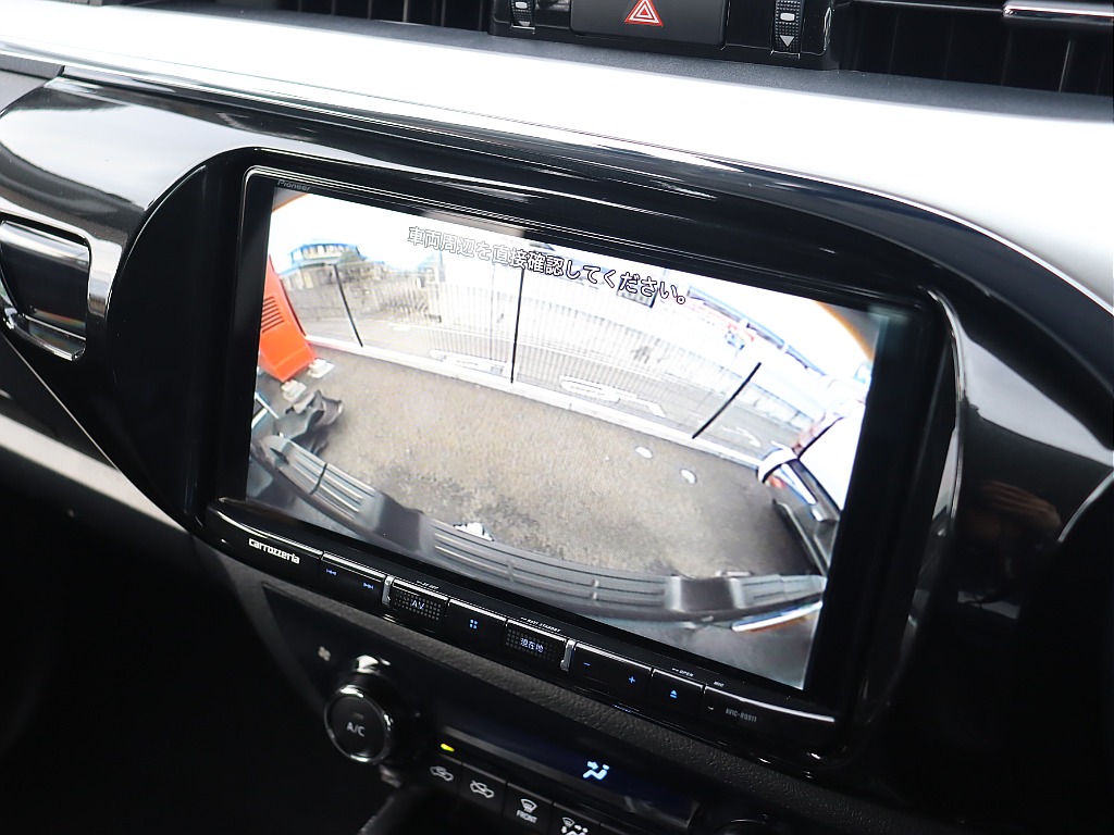 もちろんバックカメラ付いてます！