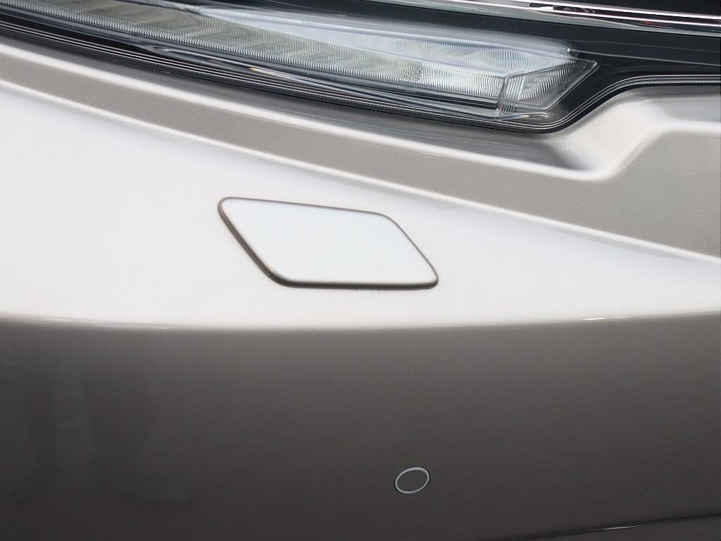 ヘッドライトウォッシャー×クリアランスソナー装備！