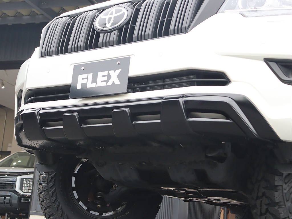 新品アドミレーションスキッドスポイラー！フロント周りの迫力UPです！