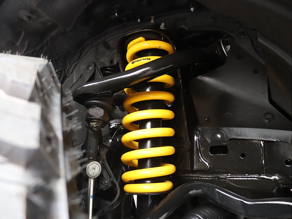 新品FLEXオリジナル！2インチリフトアップコイル装備！