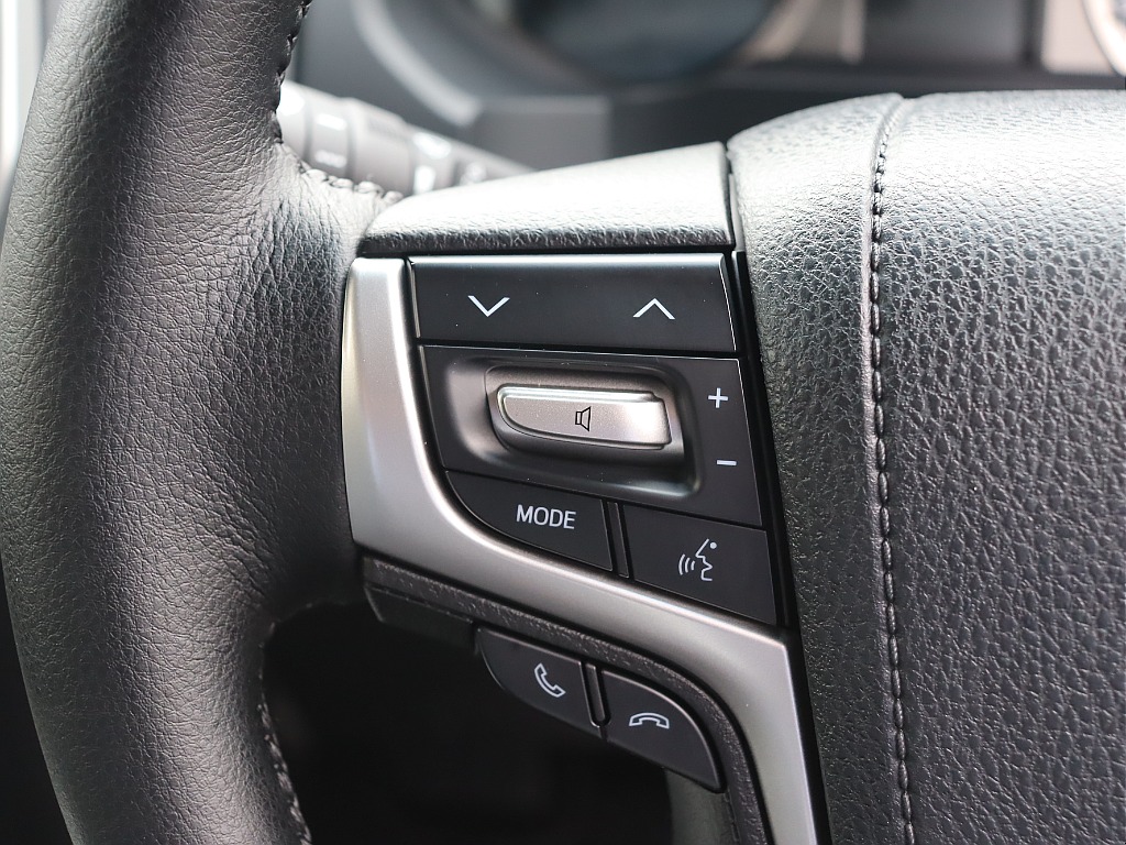 ステアリングスイッチ！