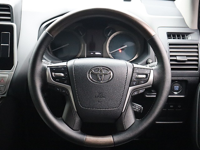 新品FLEXオリジナルウッドコンビステアリング！