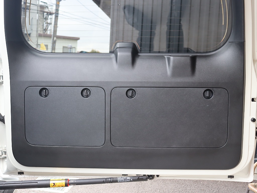 ドア内張の状態も良好です！