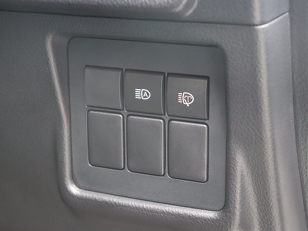 各スイッチ類！