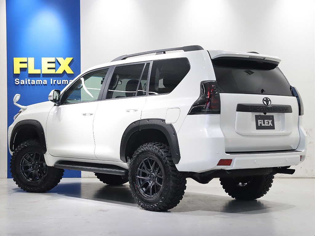 こちら2インチリフトアップ仕様となっております！