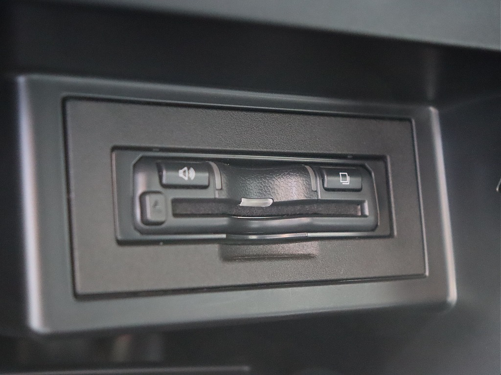 ビルトインタイプのETC車載器！