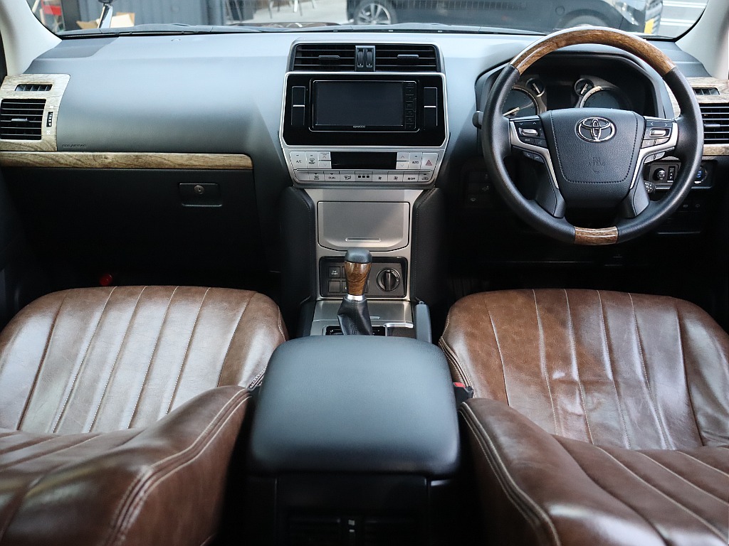 遊び心くすぐられるインパネ廻り！