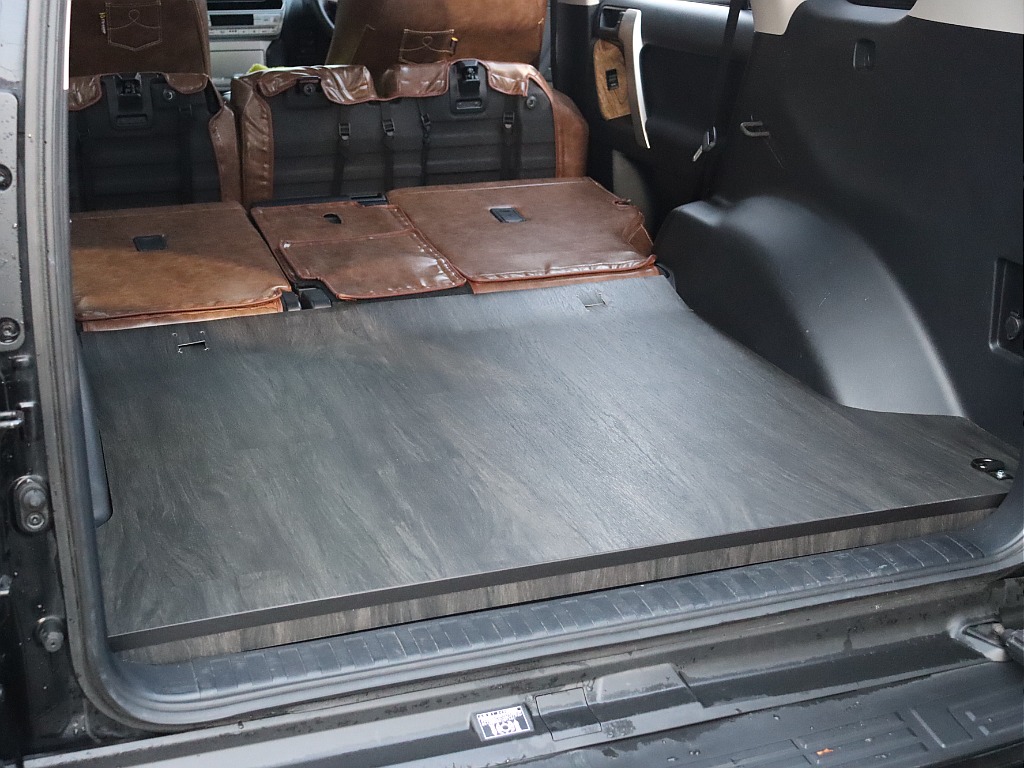 FLEXでも入間店のみ！！床張り施工のプラドです！