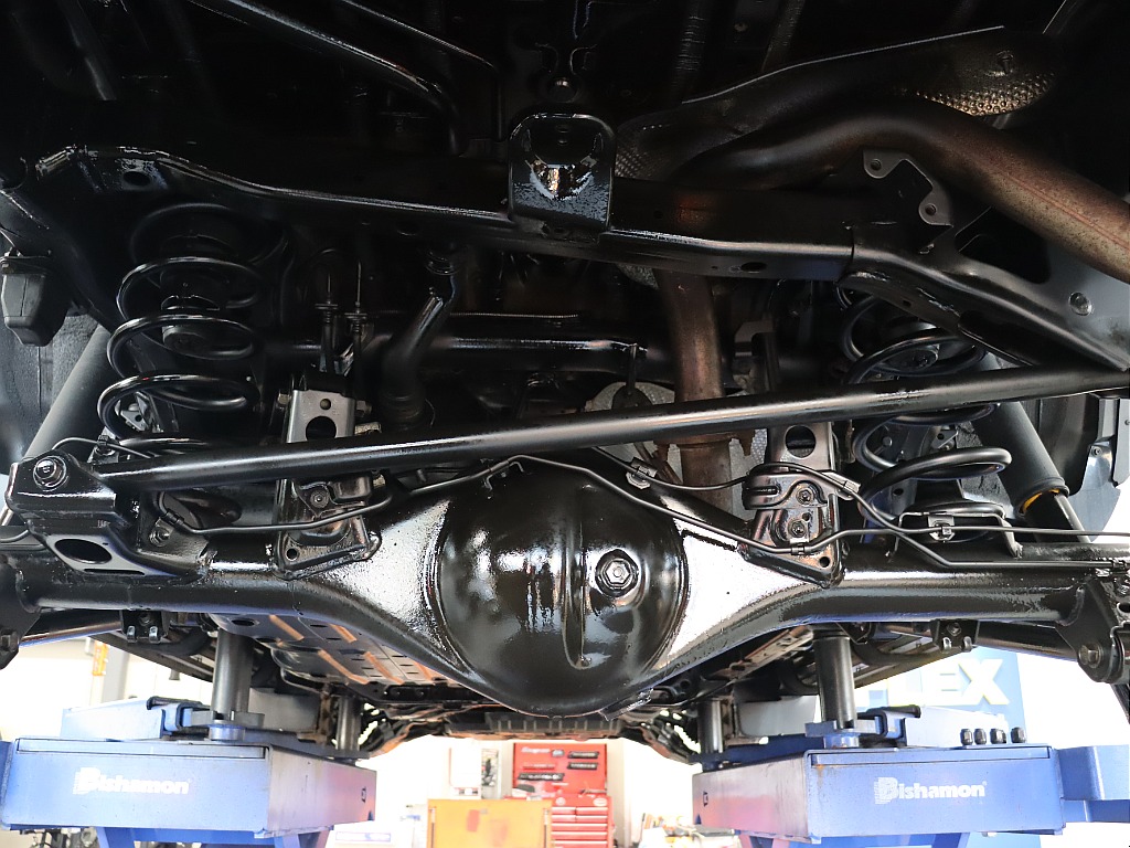 下廻りは劣悪なサビ等見受けられずきれいな状態です☆