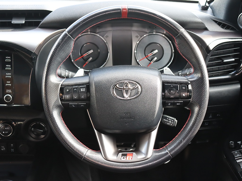 GR専用ステアリング！