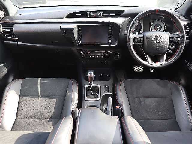 遊び心溢れるインパネ周り！