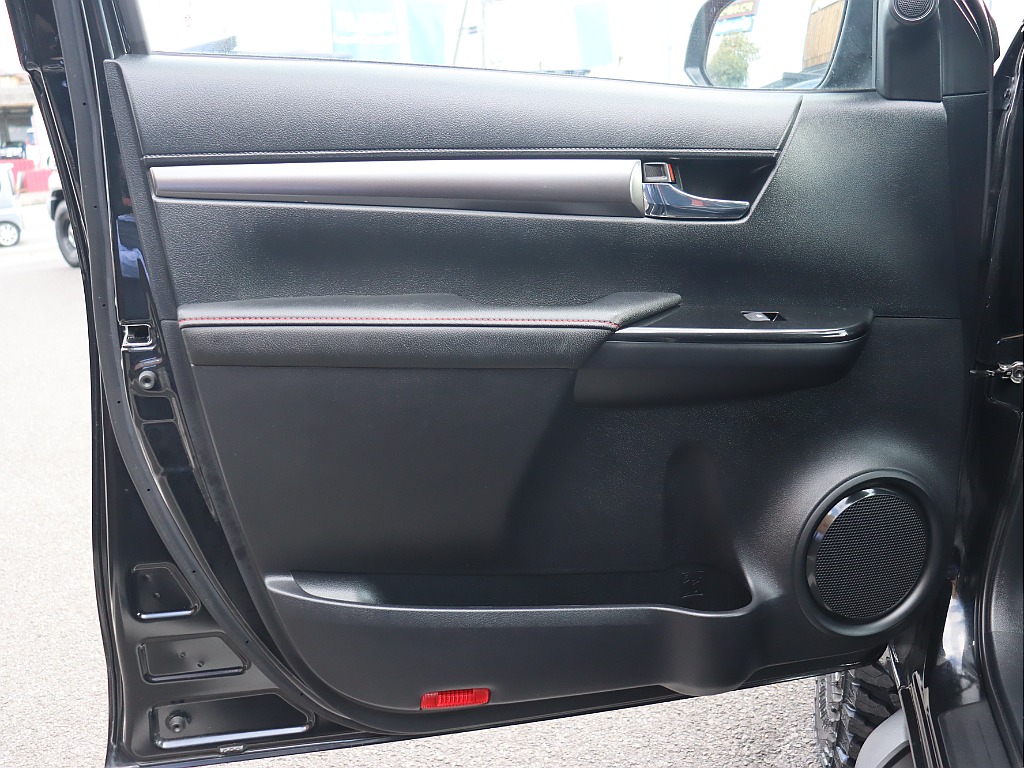 ドア内張の状態も良好です！