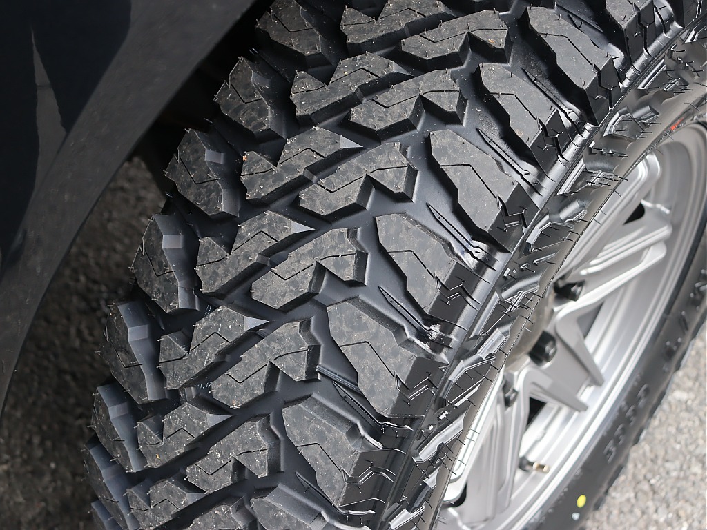 タイヤ溝も良好です！