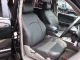運転席！新品のシートカバーを装着しました！