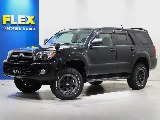 まだまだ人気の絶えない215サーフが新入庫！！ 202ペイントで上品かつ男らしい車両です(#^^#)