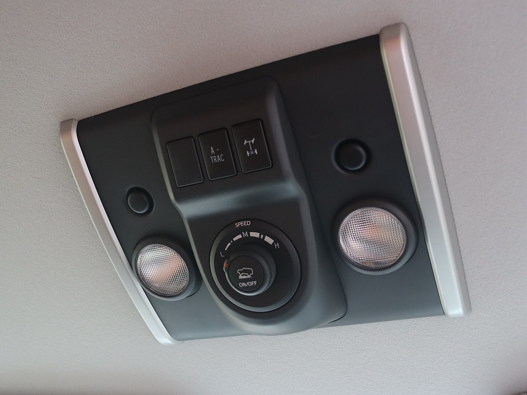 珍しいオフロードパッケージ！！