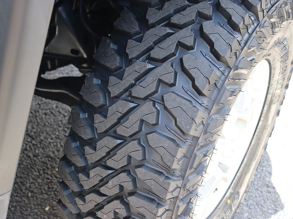 新品タイヤで溝もバッチリ☆