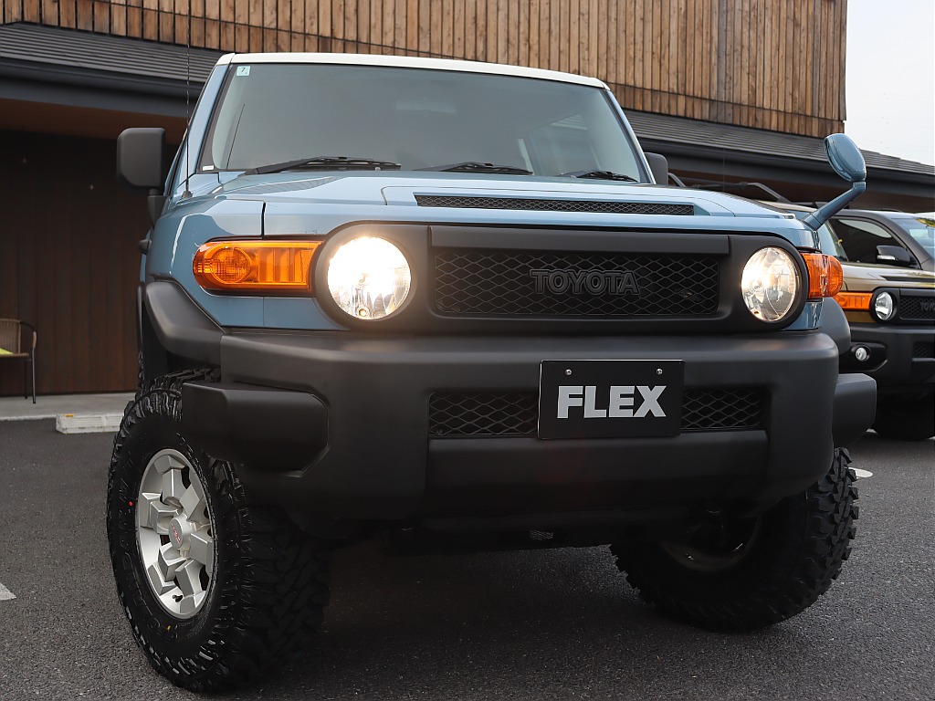 丸目ヘッドライトがカワイイ！！