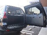 リアゲートは横開きです！