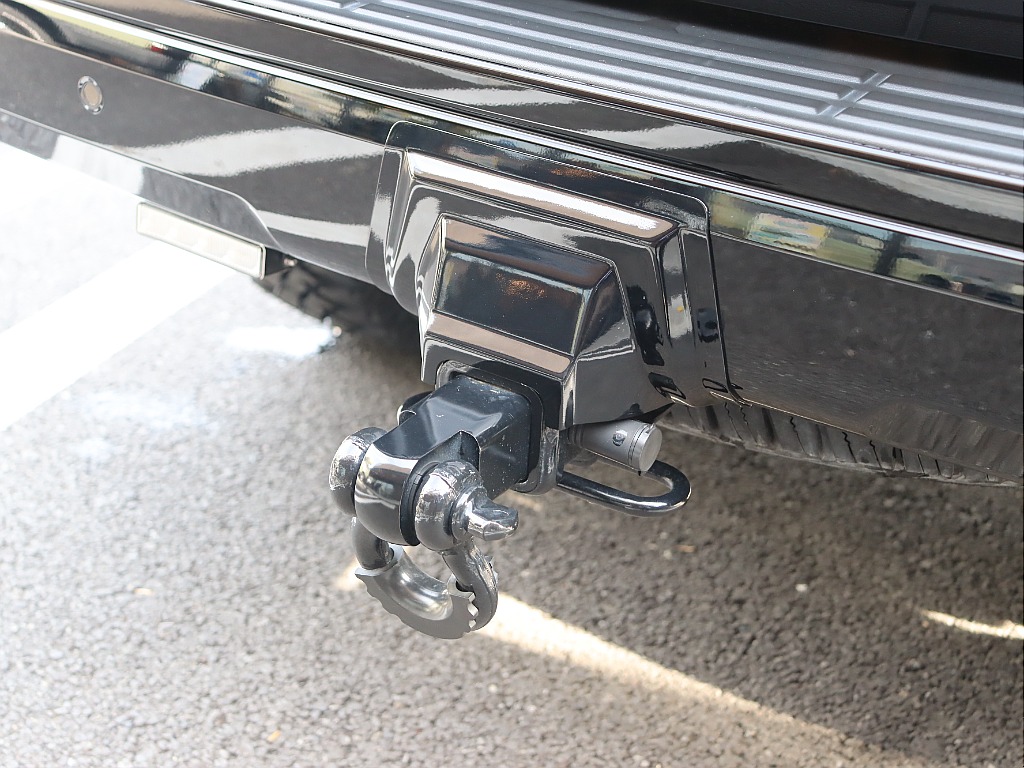 ヒッチマウントも加工取付済み！