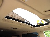 運転席助手席はパワーシートですよ！