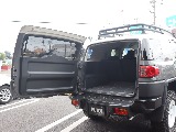 リアゲートは横開きですよ！