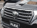 フロントグリルには横スリッドタイプをインストール！