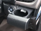 運転席助手席にはドリンクホルダー付いてます！