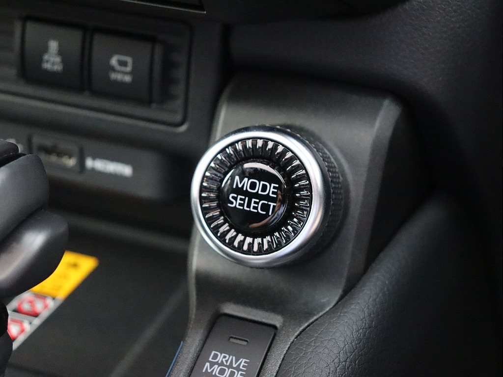 ディーゼル車はドライブモードセレクト装備済み！
