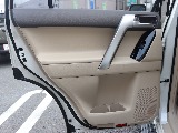 ドア内張の状態も良好です！