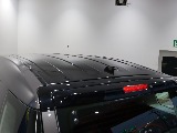 ルーフはBLACKに塗分け！