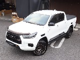 ホワイト×ブラックのバランスの取れた1台♪