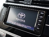 純正ナビ！社外品に変更も可能ですのでご相談ください♪
