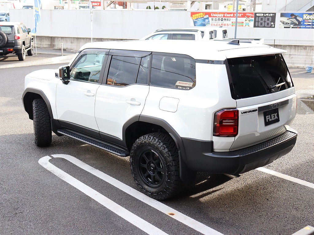 トヨタ&nbsp;ランドクルーザー250&nbsp;2.8VXディーゼルターボ 4WD&nbsp;RAYS18インチAW&nbsp;埼玉県の詳細画像&nbsp;その11