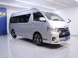 TOYOTA　ドアバイザー付き！